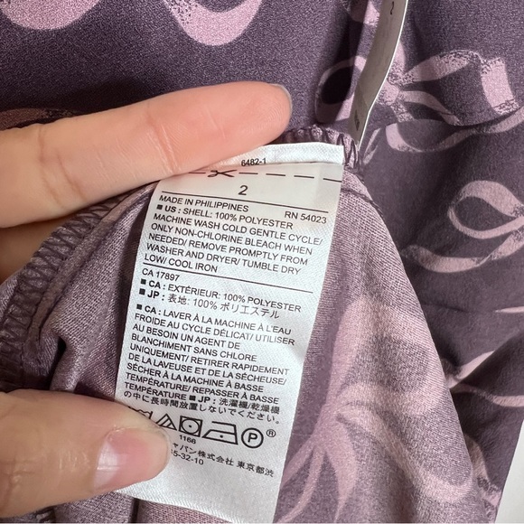 BANANA REPUBLIC Bow Print One Shoulder Mini Dress. Size 2 - Picture 6 of 8